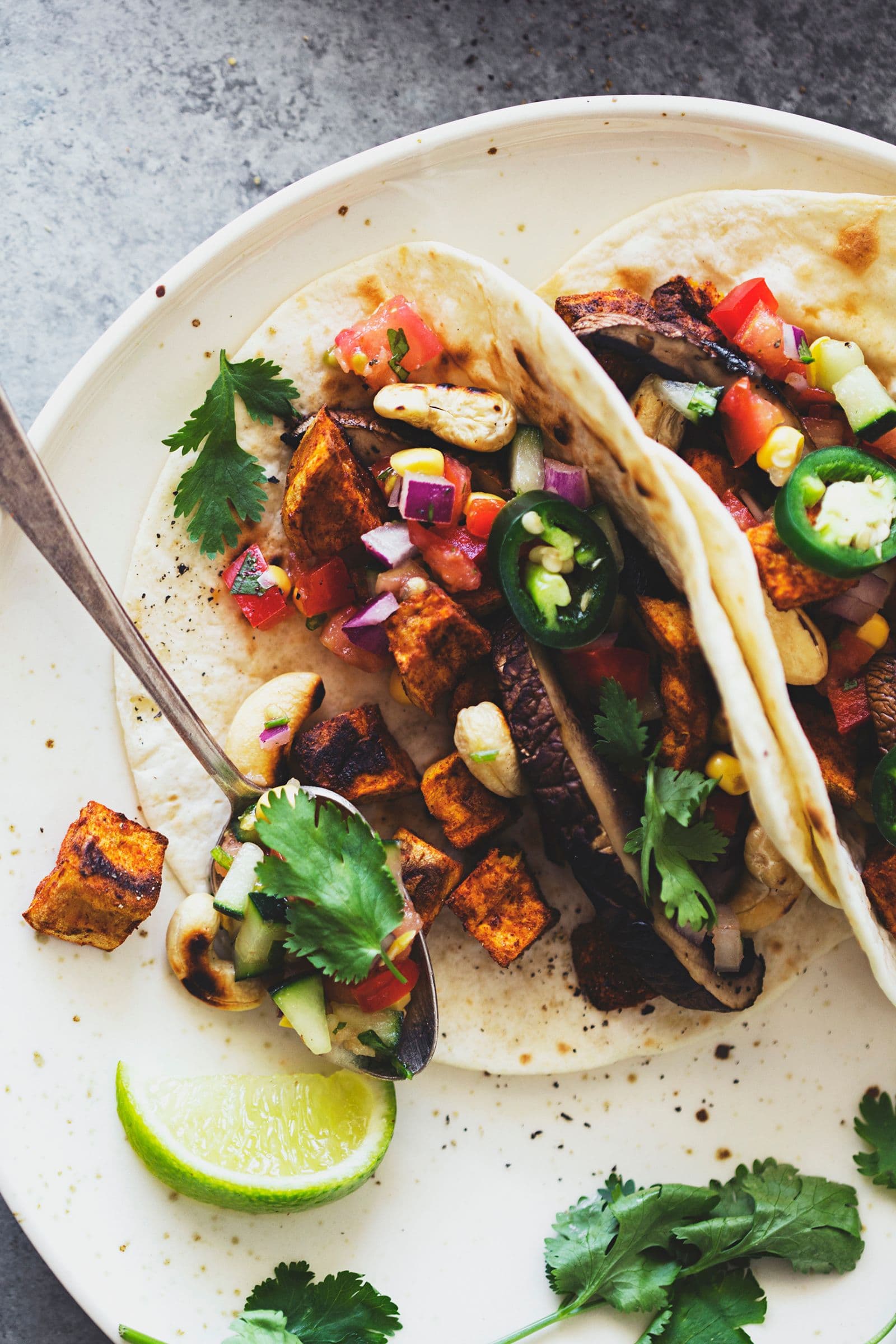 Tacos de Batata Doce & Cogumelos Portobello